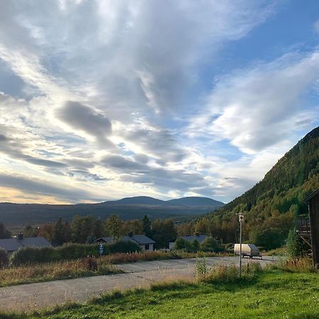 Funaesdalsporten Roeda Husen Funaesdalen Eksteriør bilde