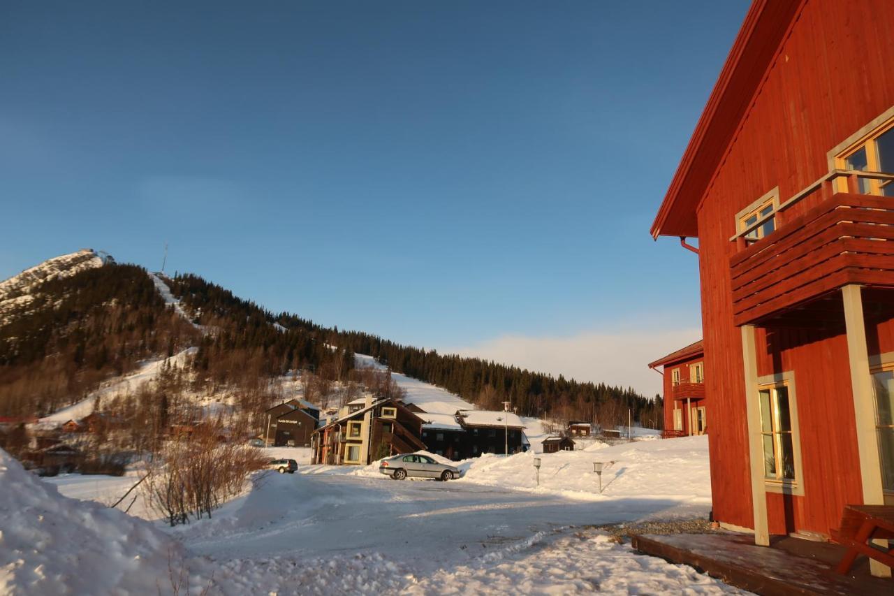 Funaesdalsporten Roeda Husen Funaesdalen Eksteriør bilde